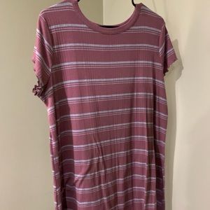 Mauve t-shirt dress